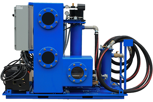 Vacuum dehydration systems are used for active filtering of moisture from the lubricant.
This is able to prevent contamination issues such as oxidation, degradation and corrosion. These systems can remove large quantities of free, emulsified and dissolved water.