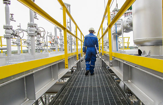 Acid accounts for the highest cost of operating the alkylation unit, amounting to 50% of the overall operating expenses.  Acid accounts for the highest cost of operating the alkylation unit, amounting to 50% of the overall operating expenses.